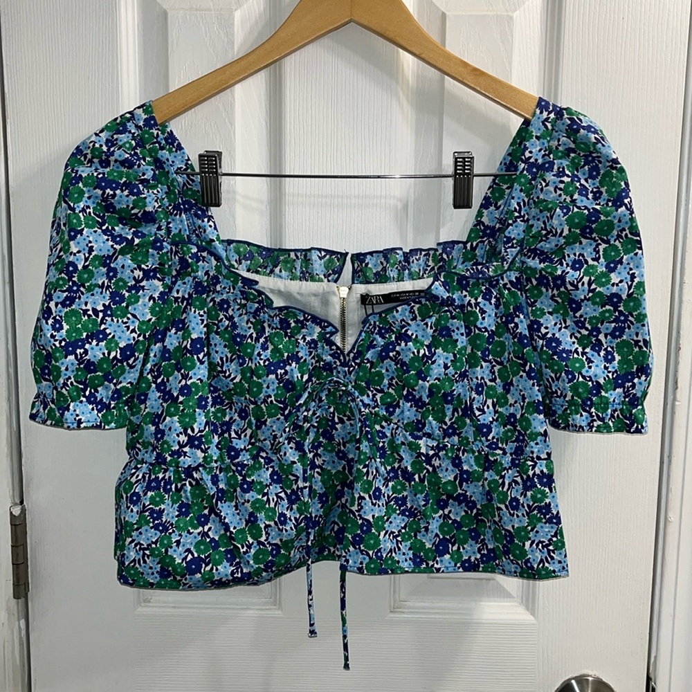 ZARA NWT Ditsy Dainty Floral Puff Short Sleeve Crop Top Size Medium $35